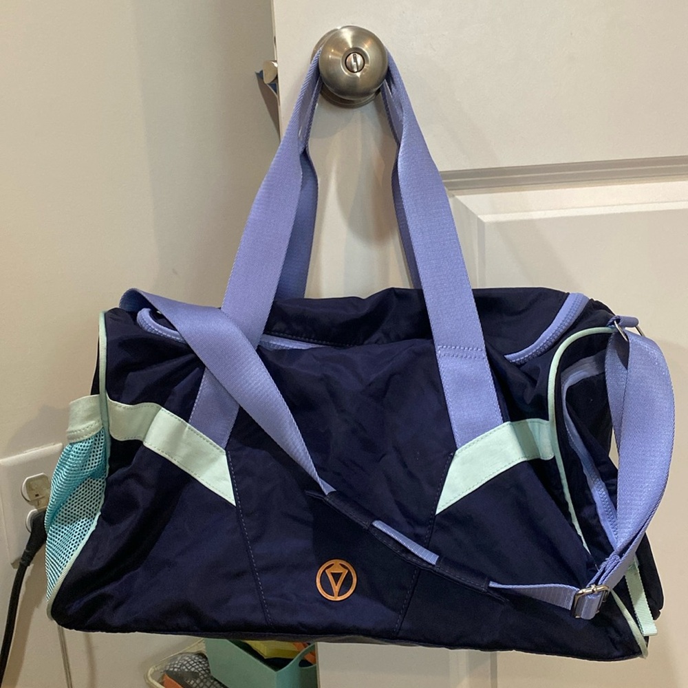 Lululemon Ivivva Girl’s Sport Bag